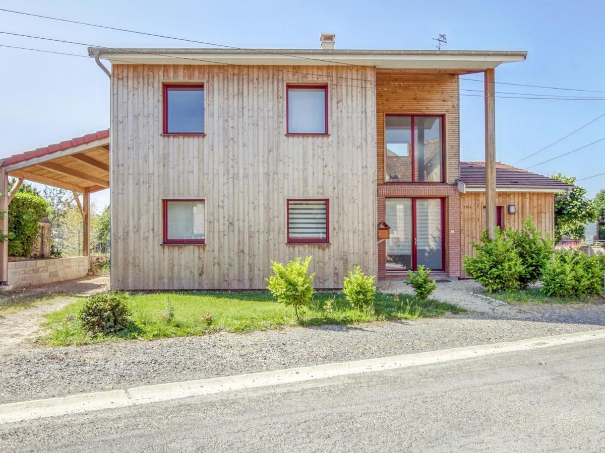 Pleasant Cottage In Challerange Exterior photo